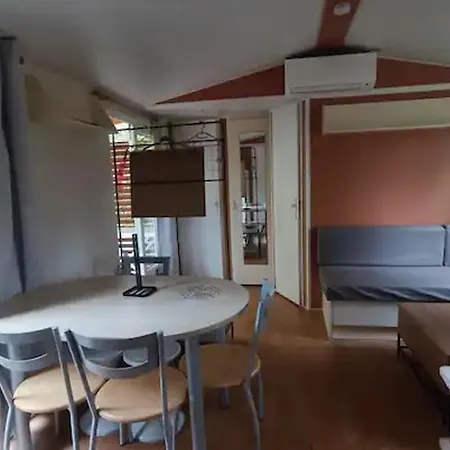 M.Home Confort E017 2Chbr/5Pers * La Boissiere-de-Montaigu