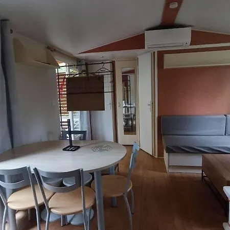 Parque de Campismo M.home Confort E017 2chbr/5pers La Boissiere-de-Montaigu